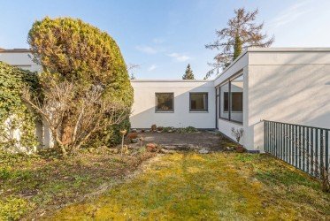 Hauptbild REIHENHAUS-BUNGALOW MIT GARTEN & VIEL POTENZIAL IN MÜNCHEN-TRUDERING